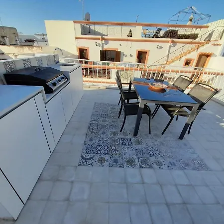 Casa vacanze Casa Rosa Rooftop Terrace Bbq Walk To Marina *